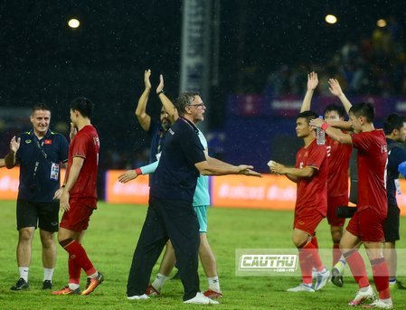 Bóng đá Việt Nam - Chung bảng với Iraq, Việt Nam rộng cửa đi tiếp tại vòng loại World Cup (Hình 3).